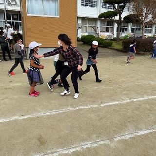 はい、助けに来たよ、逃げて！