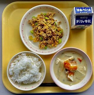 ４月３０日の給食