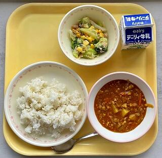 １０月１３日の給食