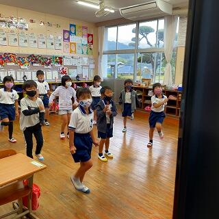１年生は初めてのキッズ体操です