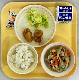 １１月３０日の給食