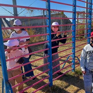 誰か助けに来て～