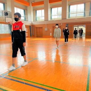 入場から始めましたよ