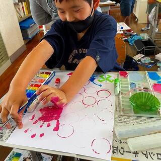 手も使えるぞ！