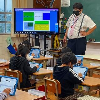 タブレットを使って発表