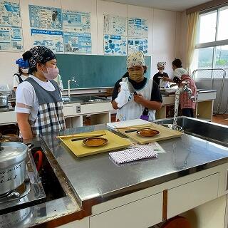 一人ずつ道具を準備します