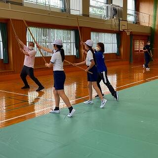 しっかり突き上げて！