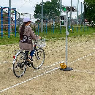ちゃんと信号もありますよ