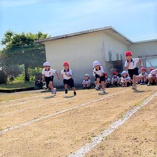 緊張の第１組！