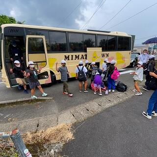 荷物、間違えないでね。