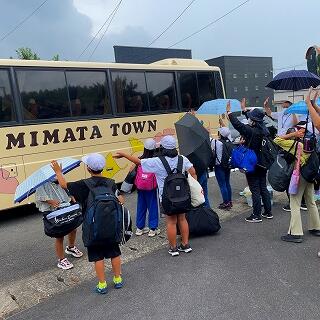 さようならー！