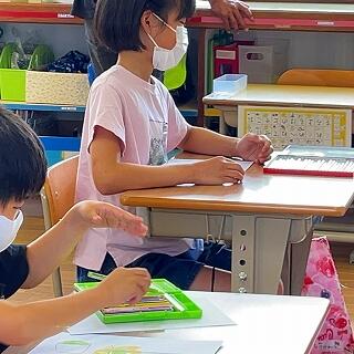 色を塗ったり…