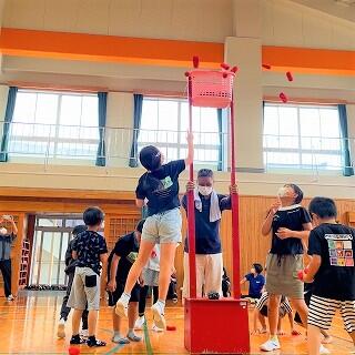 体も一緒に飛んでいきそう