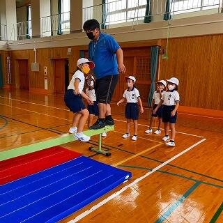 うわぁ、先生にはジャンケンでもかなわないんのかぁ