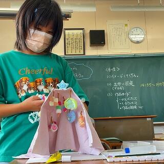 たくさんの飾りがつきましたよ。