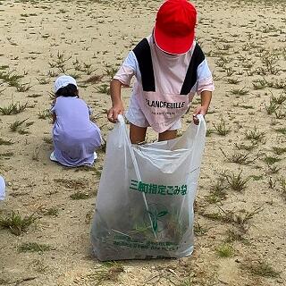 あっという間に袋がいっぱいになります。