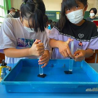 全然押せませんよ…