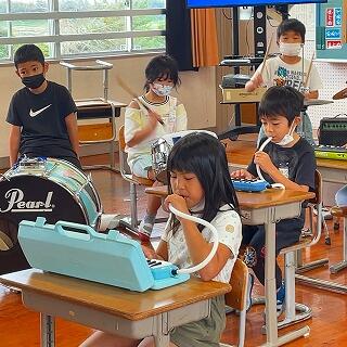 友達の音もよく聞きながら…