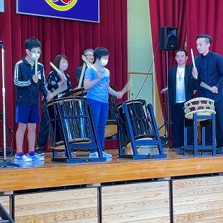 代表で体験をします。