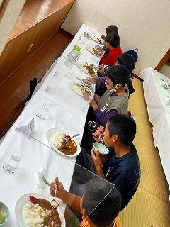 あーお腹すいたぁ、おかわりあるかな？