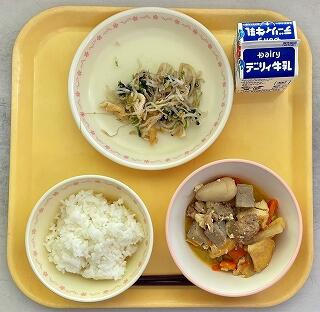 １１月８日の給食