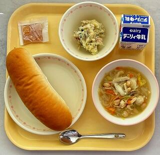 １１月１０日の給食