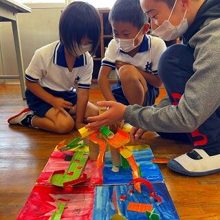 どっちに転がるかな？