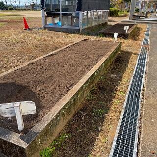 花壇の準備が整いました。