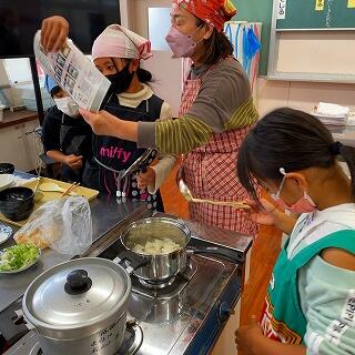 ほらほら順番をよく見てね