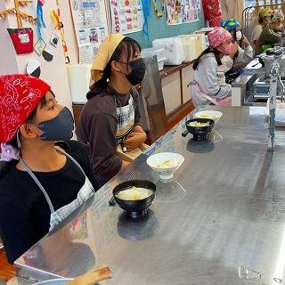 お腹がすいてきましたよ