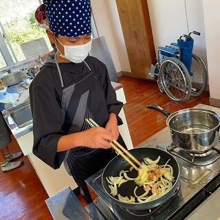 手つきがいいね！