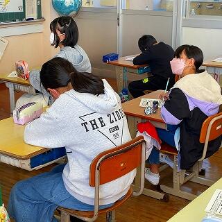 大切なことを学習カードに記録していきます。