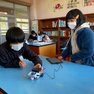 おっとっと、そっちじゃないよ