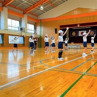 ４年生　ダンス