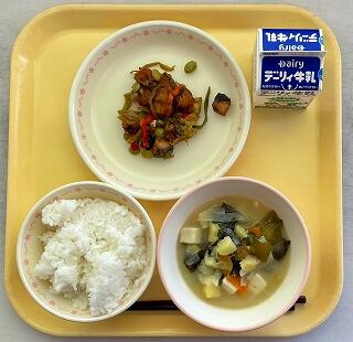 ２月２８日の給食