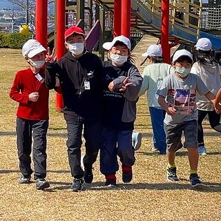 あーっ、つかまっちゃったぁ