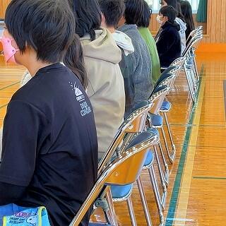 ５年生も背もたれは使いません