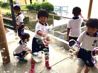 どんどんとばすよー