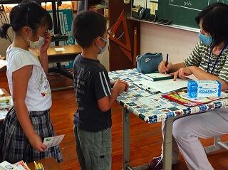 おやおや、何の行列？