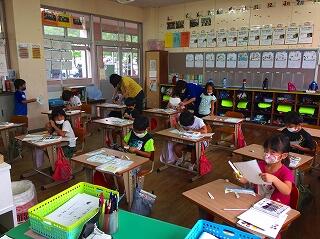 がんばって作業をしています