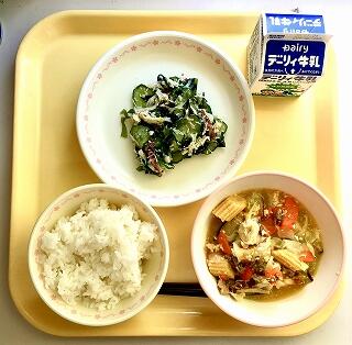 １０月２３日の給食