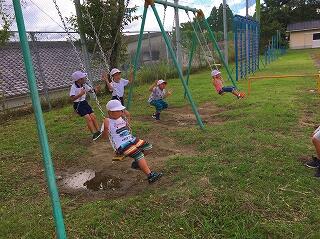 ブランコ気持ちいいー