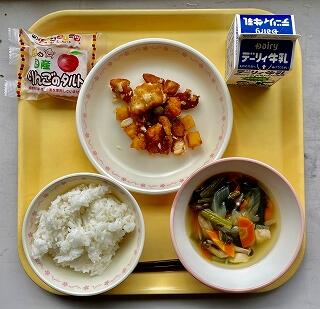 １１月２４日の給食