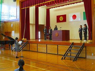 代表児童から歓迎のあいさつ