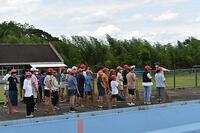 今からプール掃除を始めます