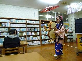 道具の紹介の様子