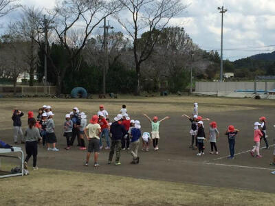 全校みんなで遊ぶ日