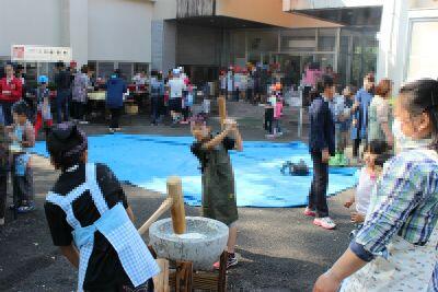 江平小フェスもちつき