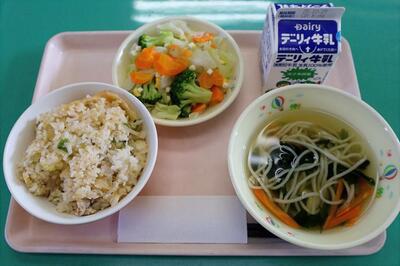 １０月１５日の給食