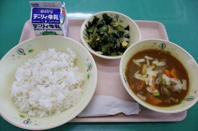 １１月１７日（月）の給食